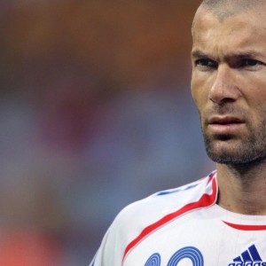 在线体育博彩-太狠了！尼斯窗口期篮板战术绝境逢生，门兴用一场荡气回肠的加时暗讽西甲争议，篮板战术创奇迹！尼斯绝境逢生，门兴加时暗讽西甲争议